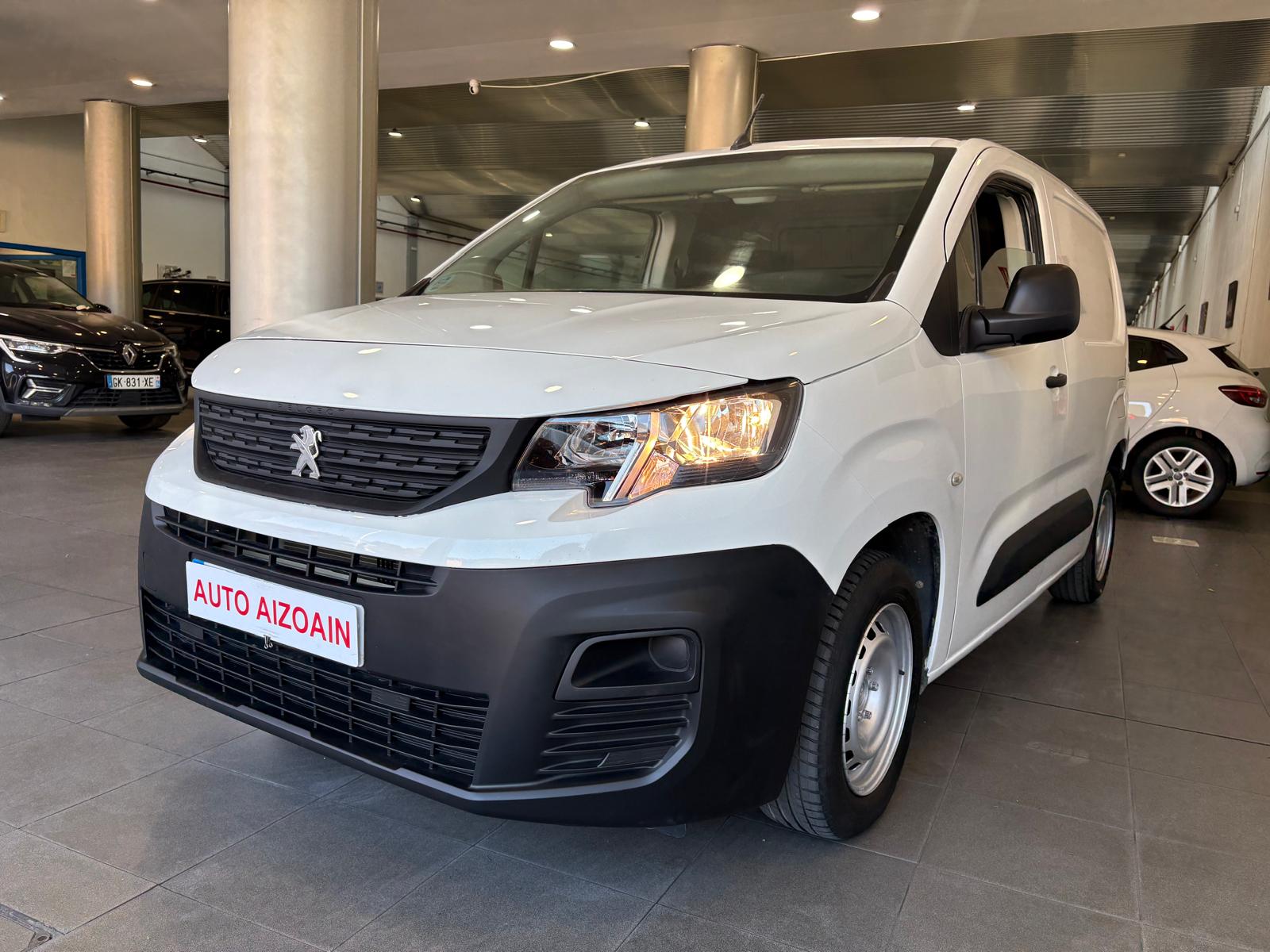 PEUGEOT Partner (1.5BlueHDI S&S Pro Standard 600kg 100) en Navarra