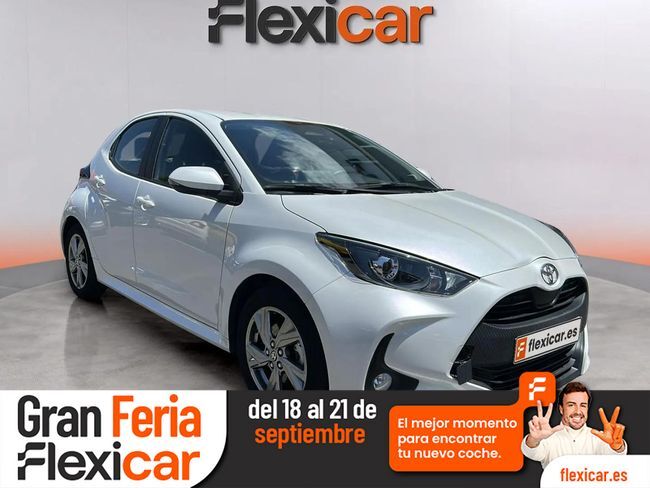 TOYOTA Yaris (1.5 120H Active Plus) en Tenerife