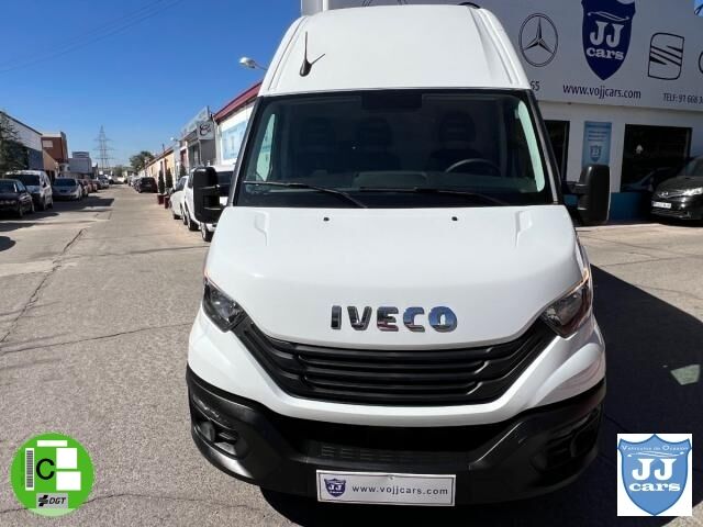 Foto del IVECO Daily Furgón 33S16 V 3000 H1 7.3 156