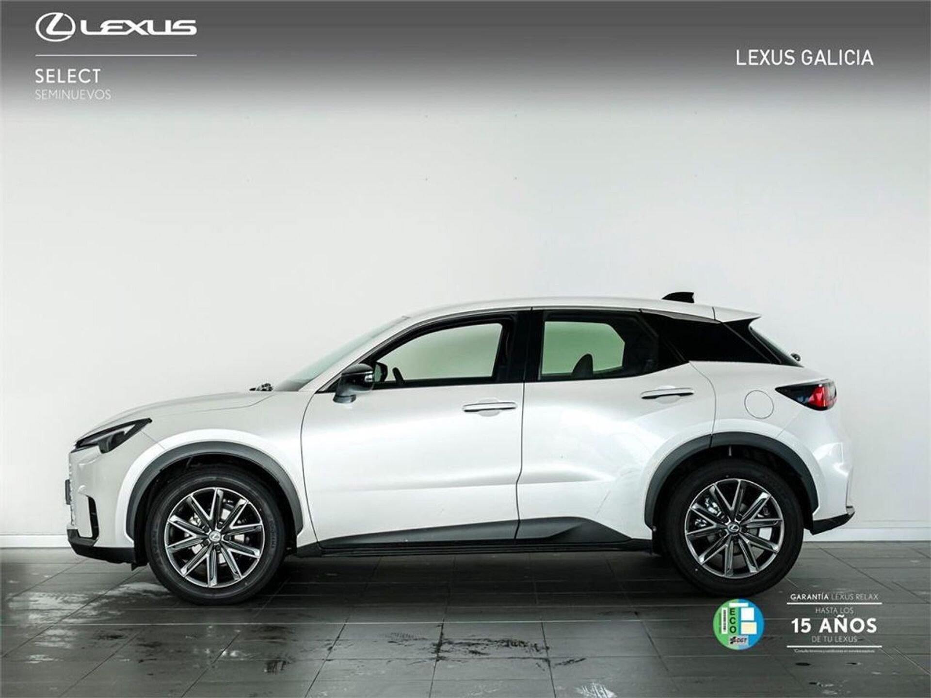 Imagen 3 de LEXUS LBX