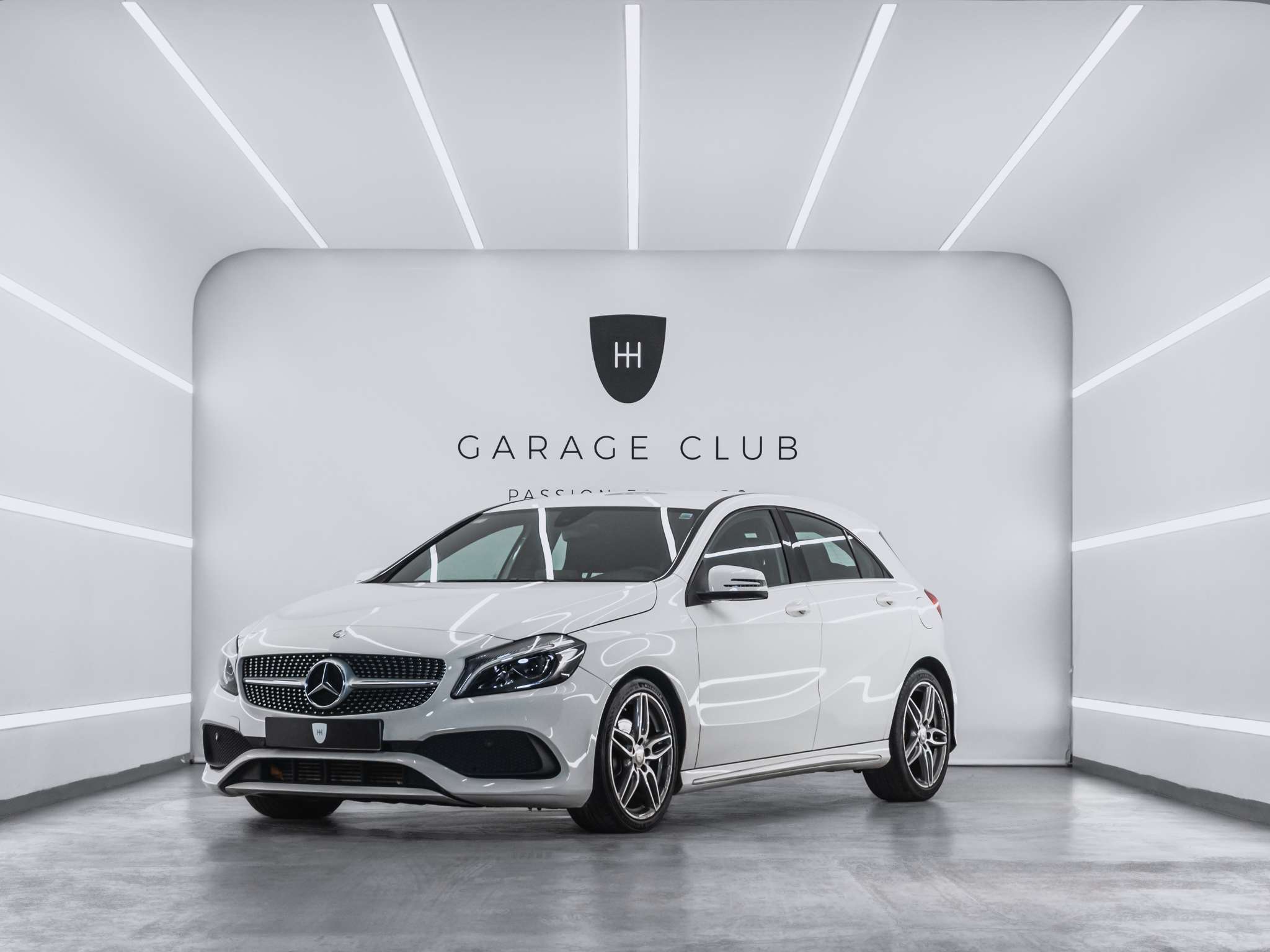 MERCEDES Clase A (A 200 d AMG Line) en Barcelona