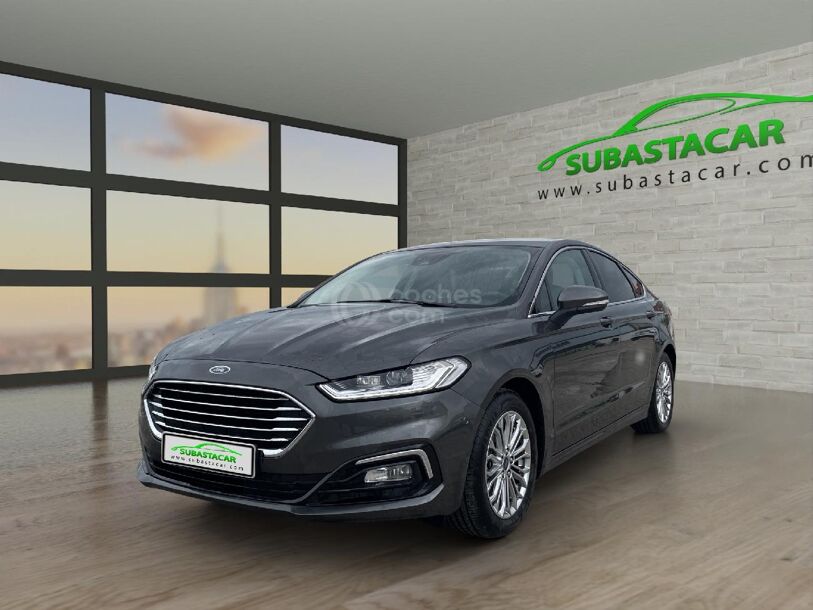 Foto del FORD Mondeo Sedán 2.0 HEV Titanium