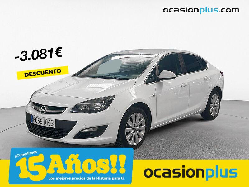 OPEL Astra (1.4 Turbo Elegance 103 kW (140 CV)) en Madrid