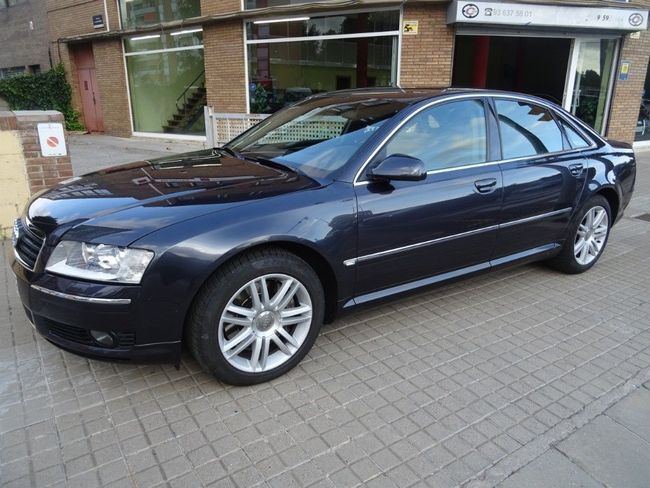 AUDI A8 (4.0 TDI) en Barcelona