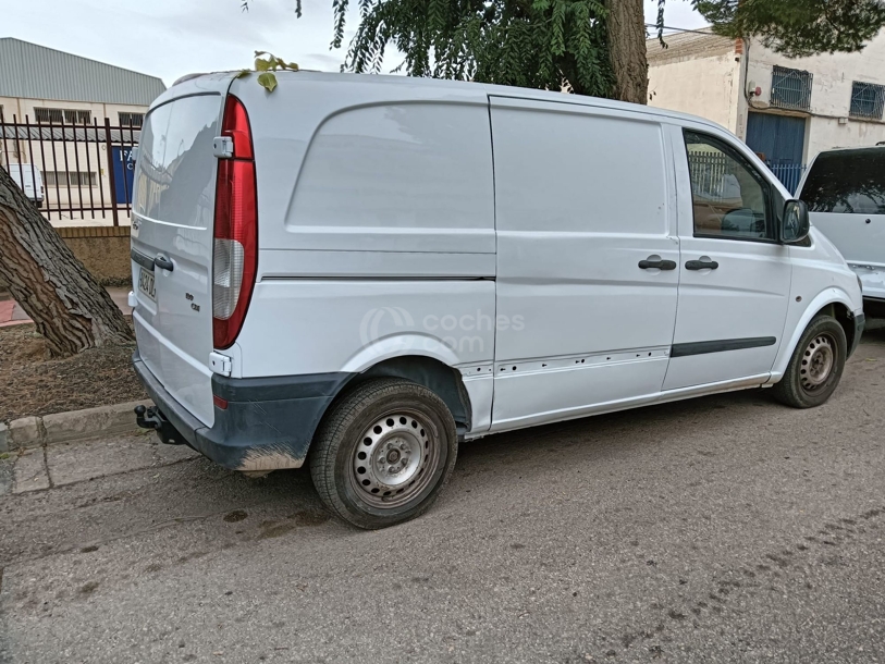 Foto del MERCEDES Vito Furgón 109CDI Compacta