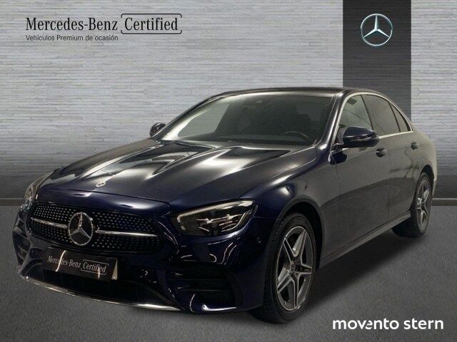 MERCEDES Clase E (300 de 225 kW (306 CV)) en Barcelona