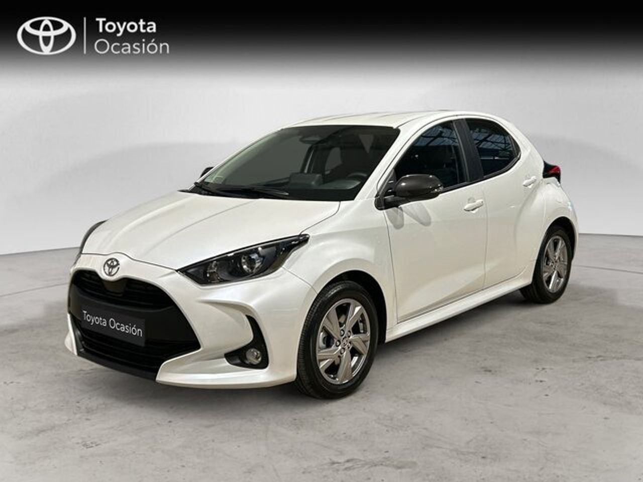 TOYOTA Yaris (140h ACTIVE PLUS) en Valencia