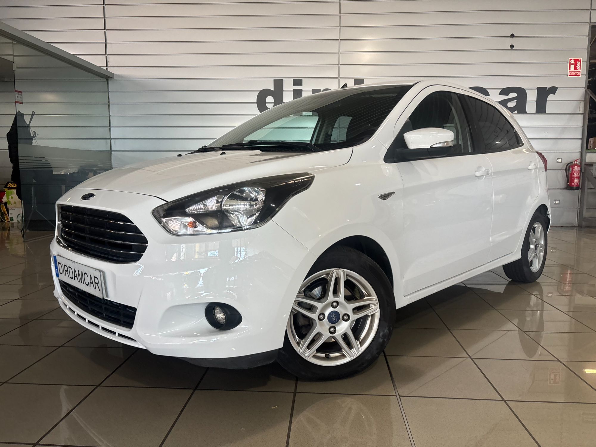 FORD Ka (+ 1.19 Ti-VCT Essential) en Salamanca
