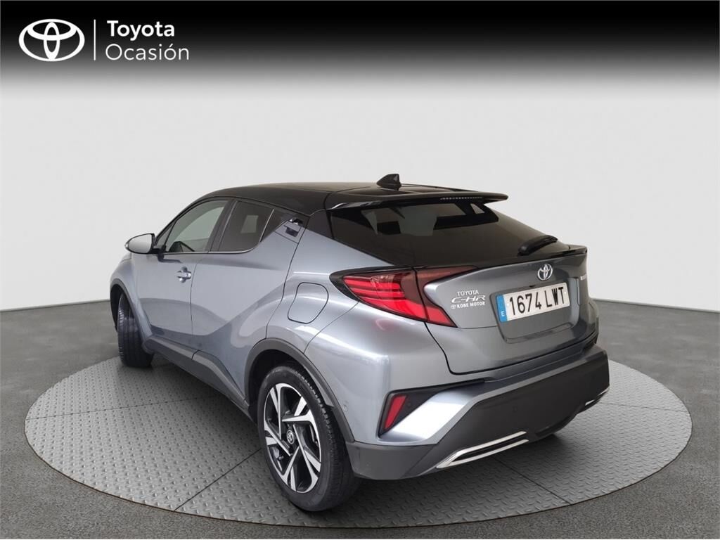Foto del TOYOTA C-HR 180H Advance