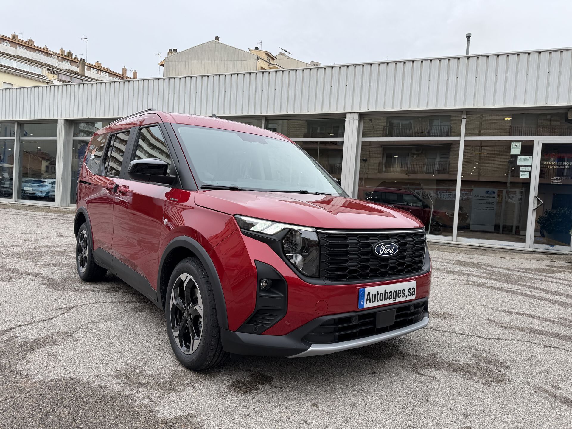 Imagen 3 de FORD Tourneo Courier