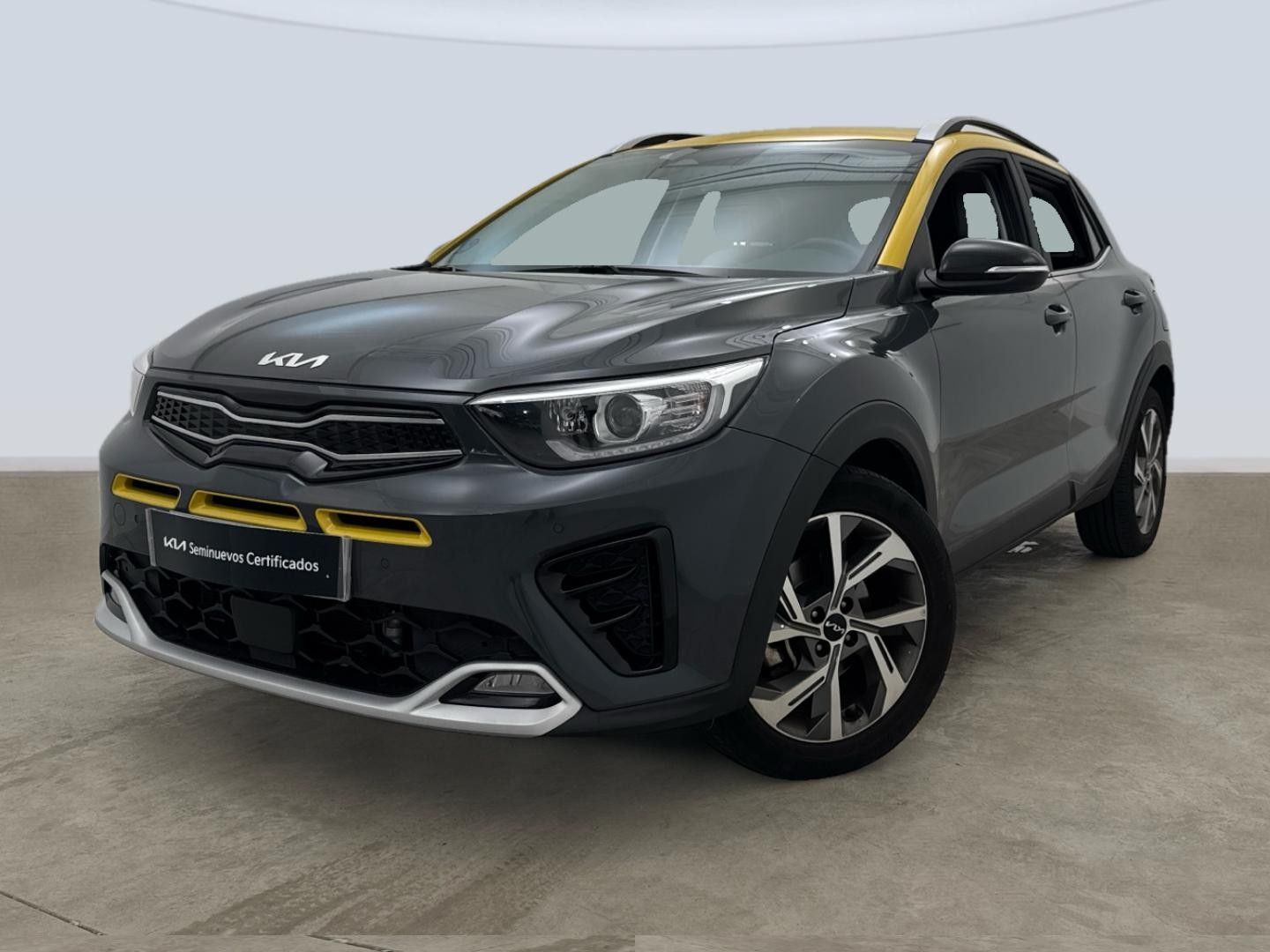 KIA Stonic (1.0 T-GDi MHEV GT Line DCT 88 kW (120 CV)) en Barcelona