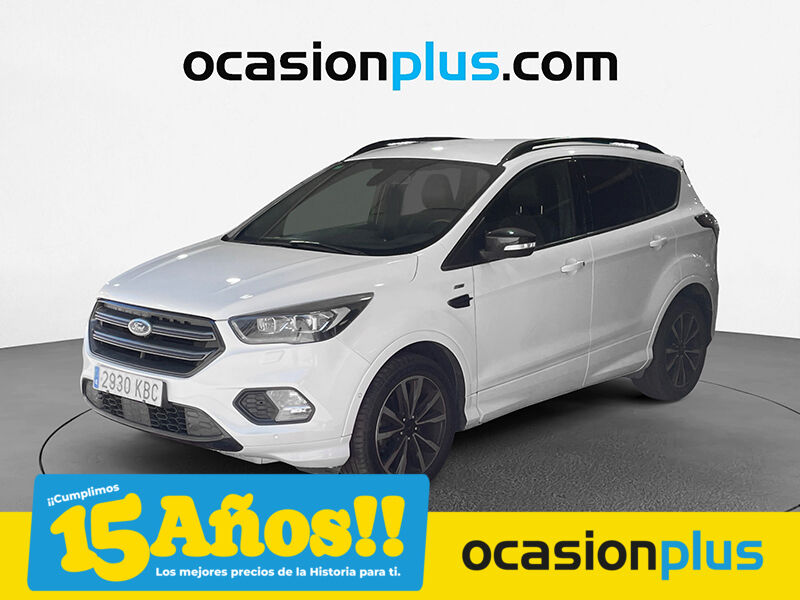 FORD Kuga (2.0 TDCI S&S ST-Line 4x2 110 kW (150 CV)) en Madrid