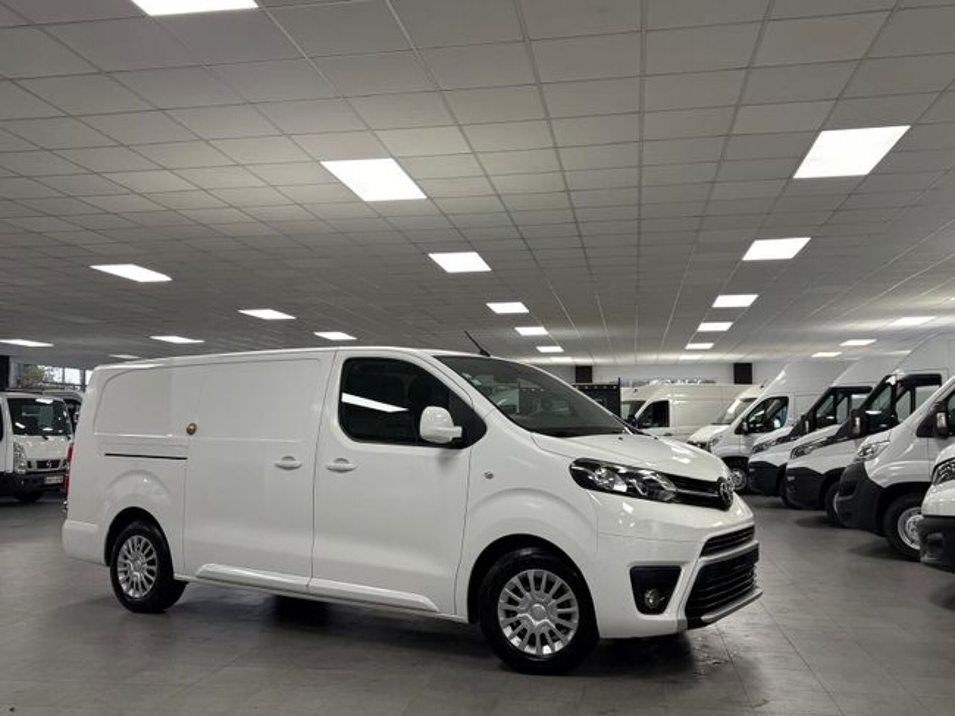 Imagen 2 de TOYOTA Proace
