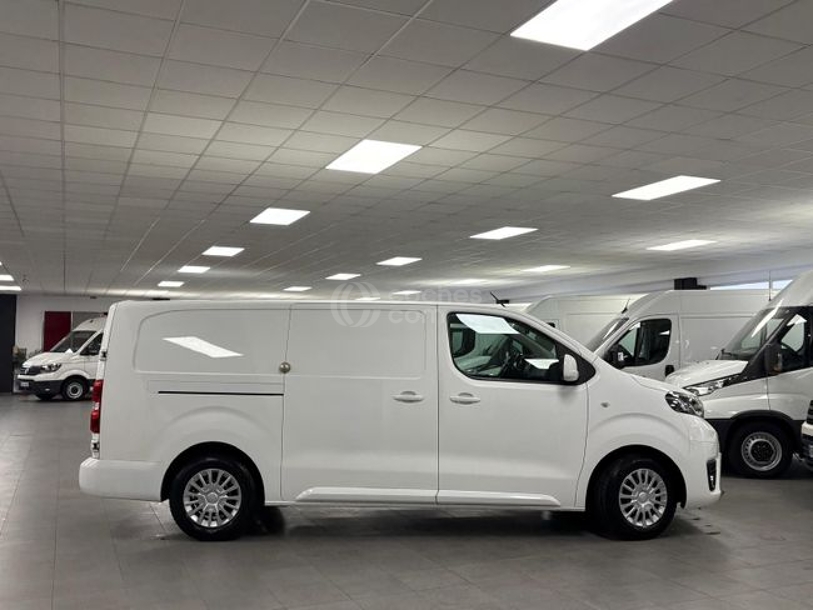 Foto del TOYOTA Proace Furgón Largo (L2) 2.0D Comfort carga+ 122
