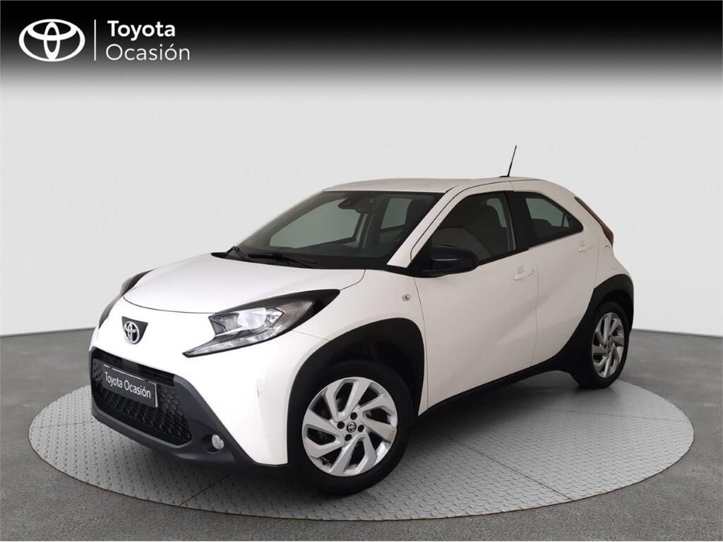 TOYOTA Aygo (5 Puertas Play 70 Manual 5v) en Madrid