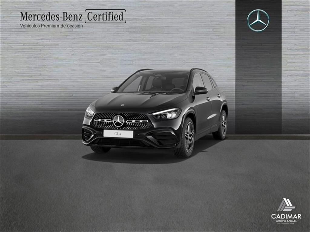 MERCEDES Clase GLA (GLA 200 D) en Cádiz