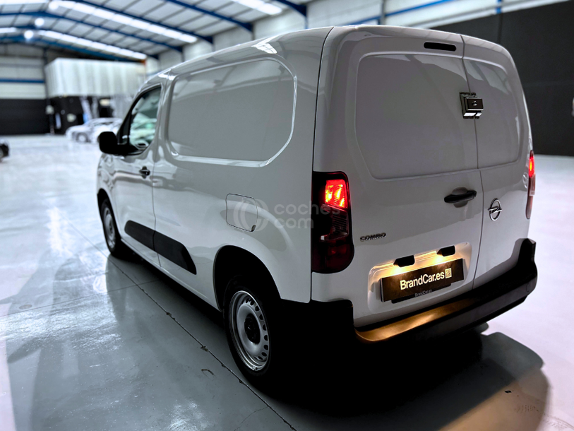 Foto del OPEL Combo Cargo 1.5TD S&S L 1000 Active 100