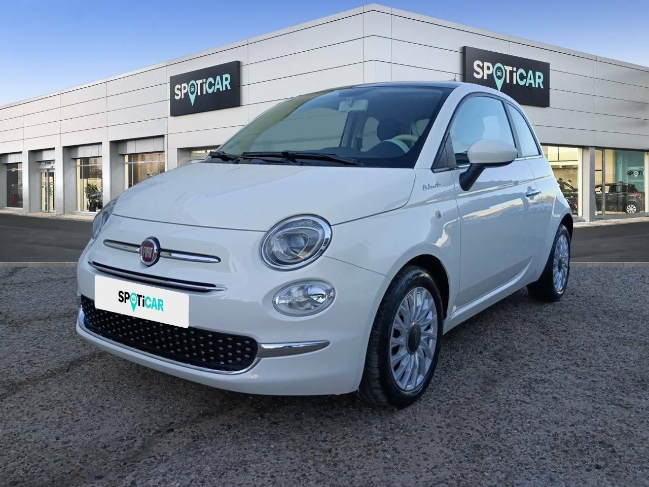 FIAT 500 (  1.0 Hybrid 51KW (70 CV) Dolcevita) en Sevilla
