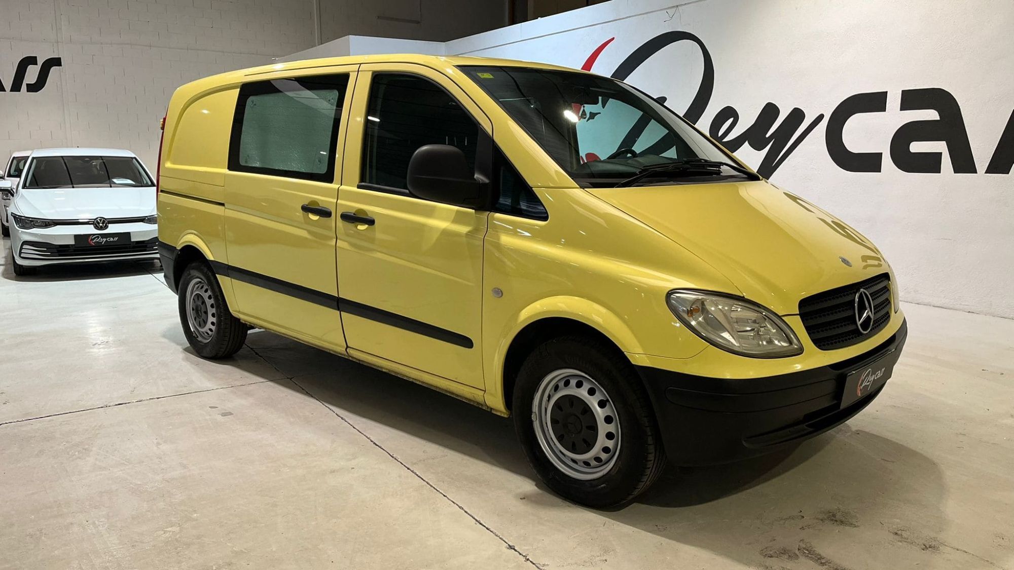 Foto del MERCEDES Vito 109CDI L Compacta 95