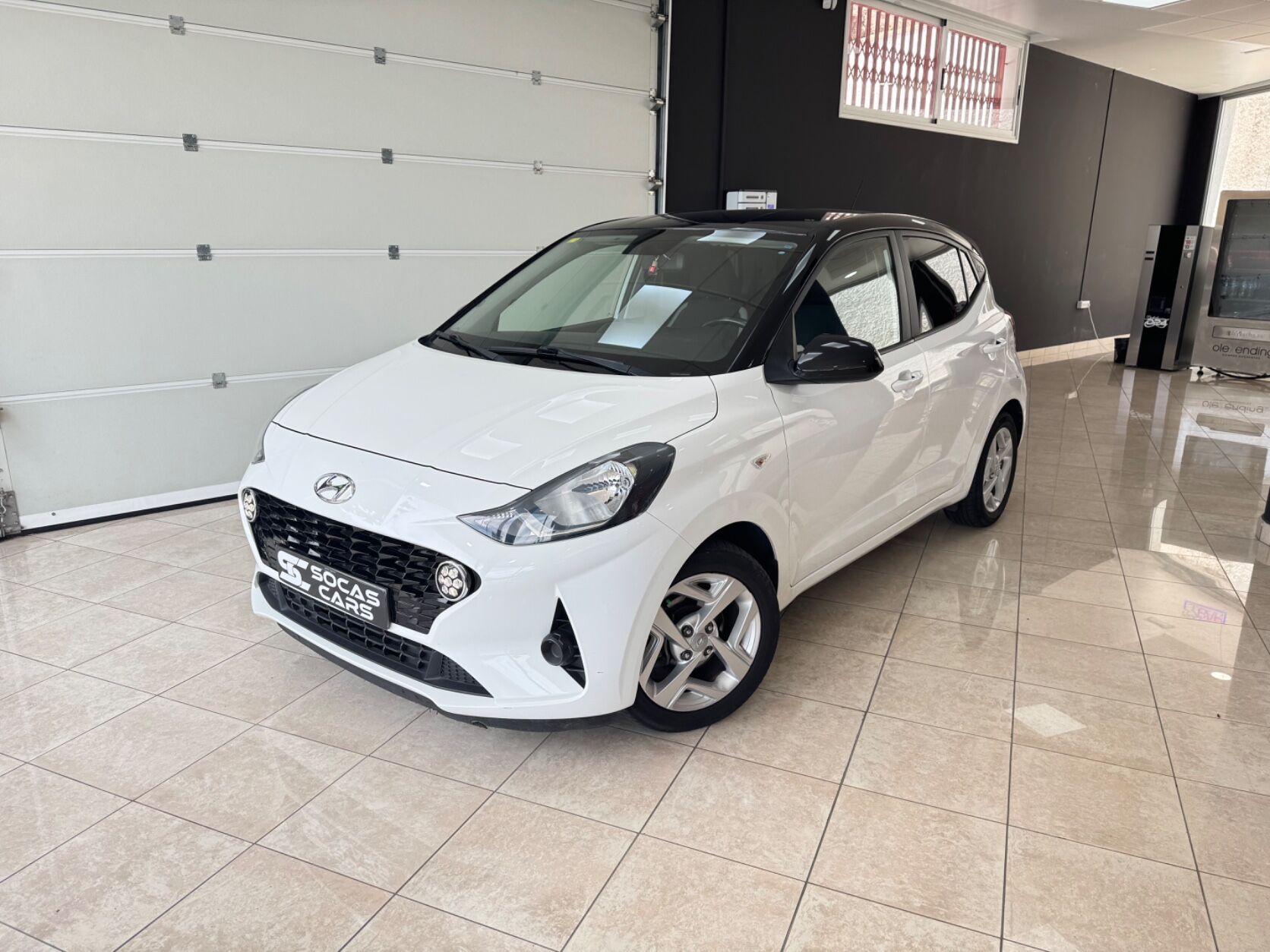 HYUNDAI i10 (1.2 Tecno 2C) en Tenerife