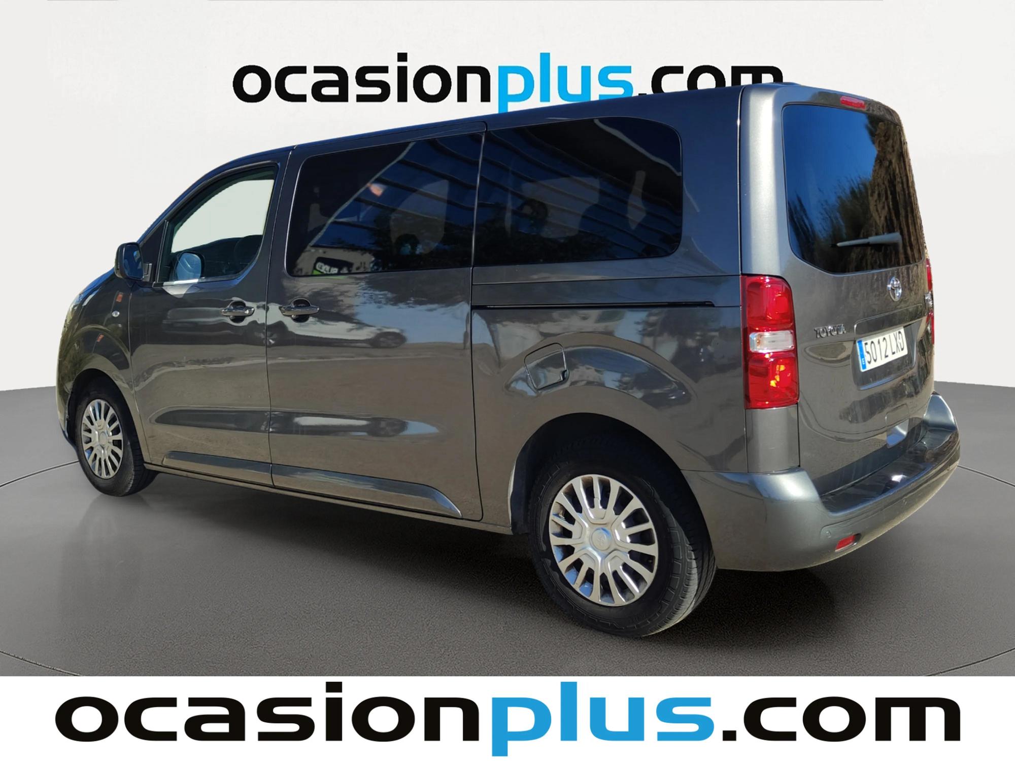 Foto del TOYOTA Proace Verso Proace Shuttle L1 2.0D 8pl. VX Plus Aut. 140