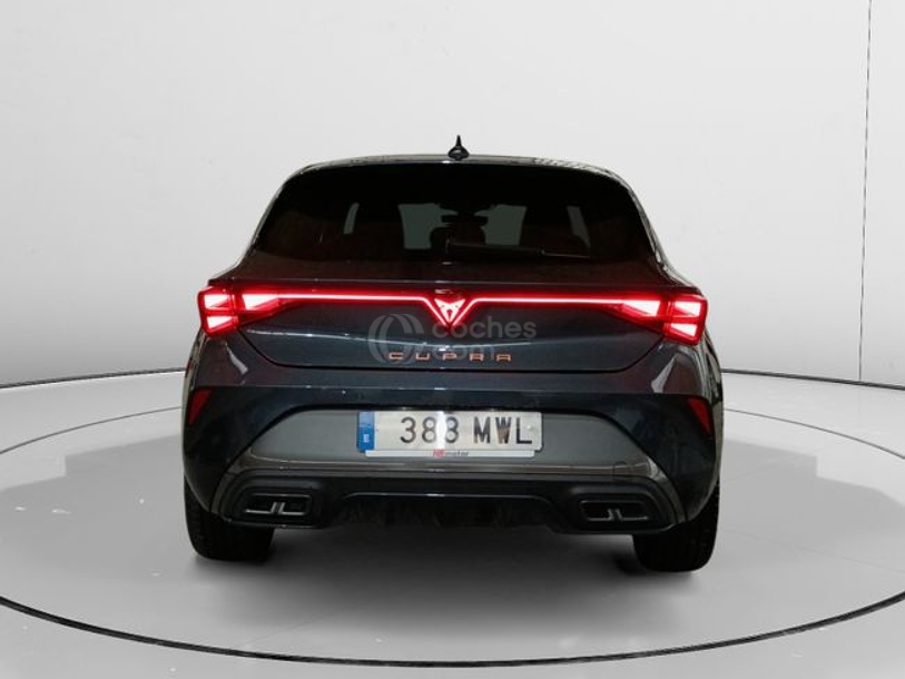 Foto del CUPRA León 1.5 ETSI DSG 110Kw