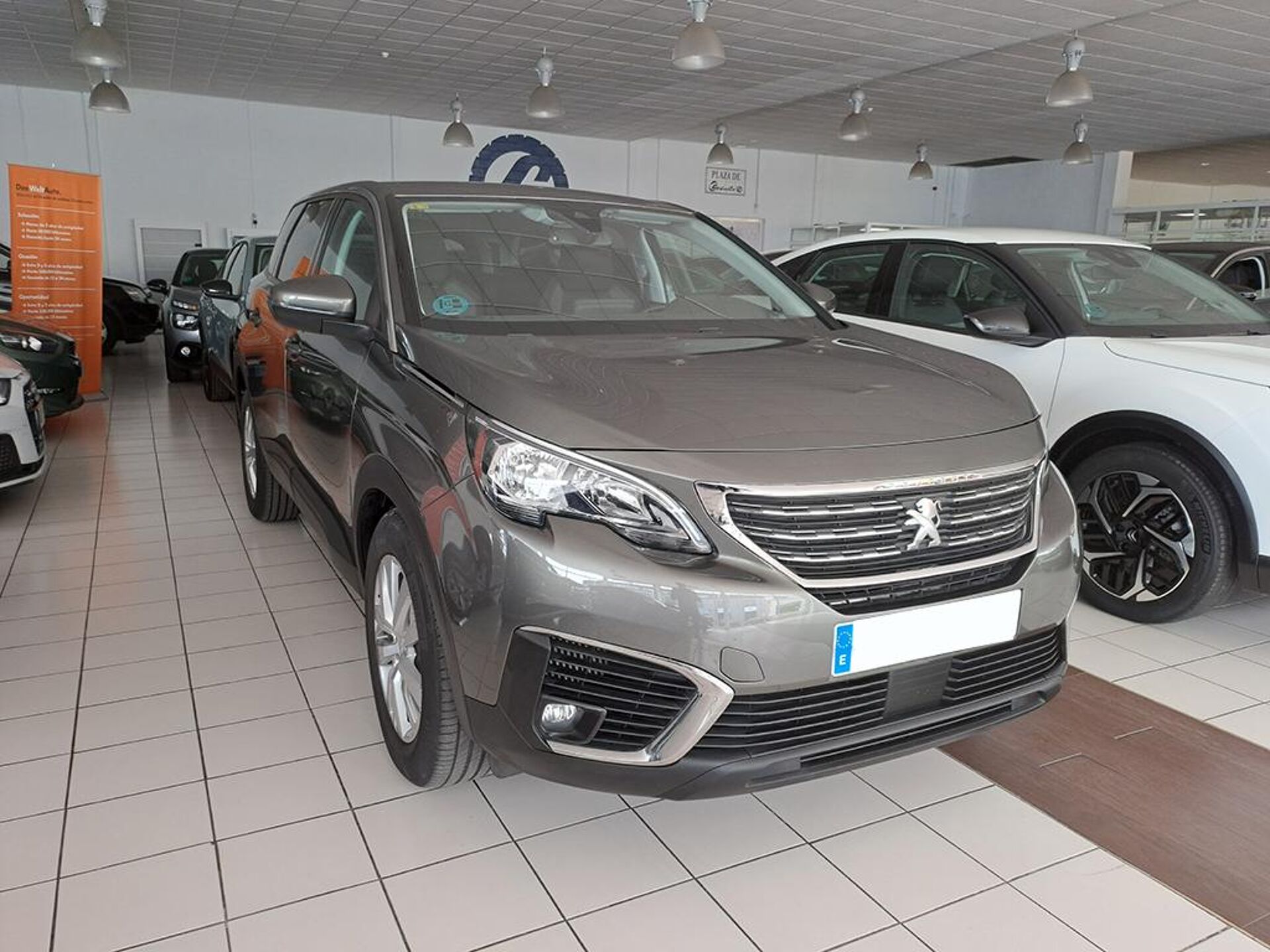 Imagen de PEUGEOT 5008