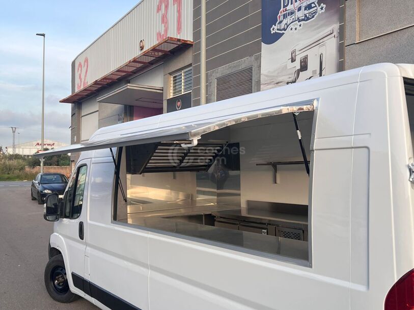 Foto del FIAT Ducato Fg. 35 3.0Mjt Largo T.A. 180 E5