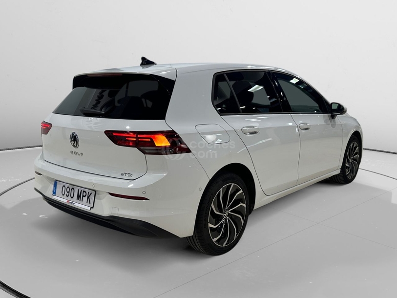 Foto del VOLKSWAGEN Golf 1.0 eTSI Life DSG 81kW