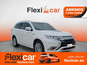 Imagen de MITSUBISHI Outlander PHEV Kaiteki+ 4WD