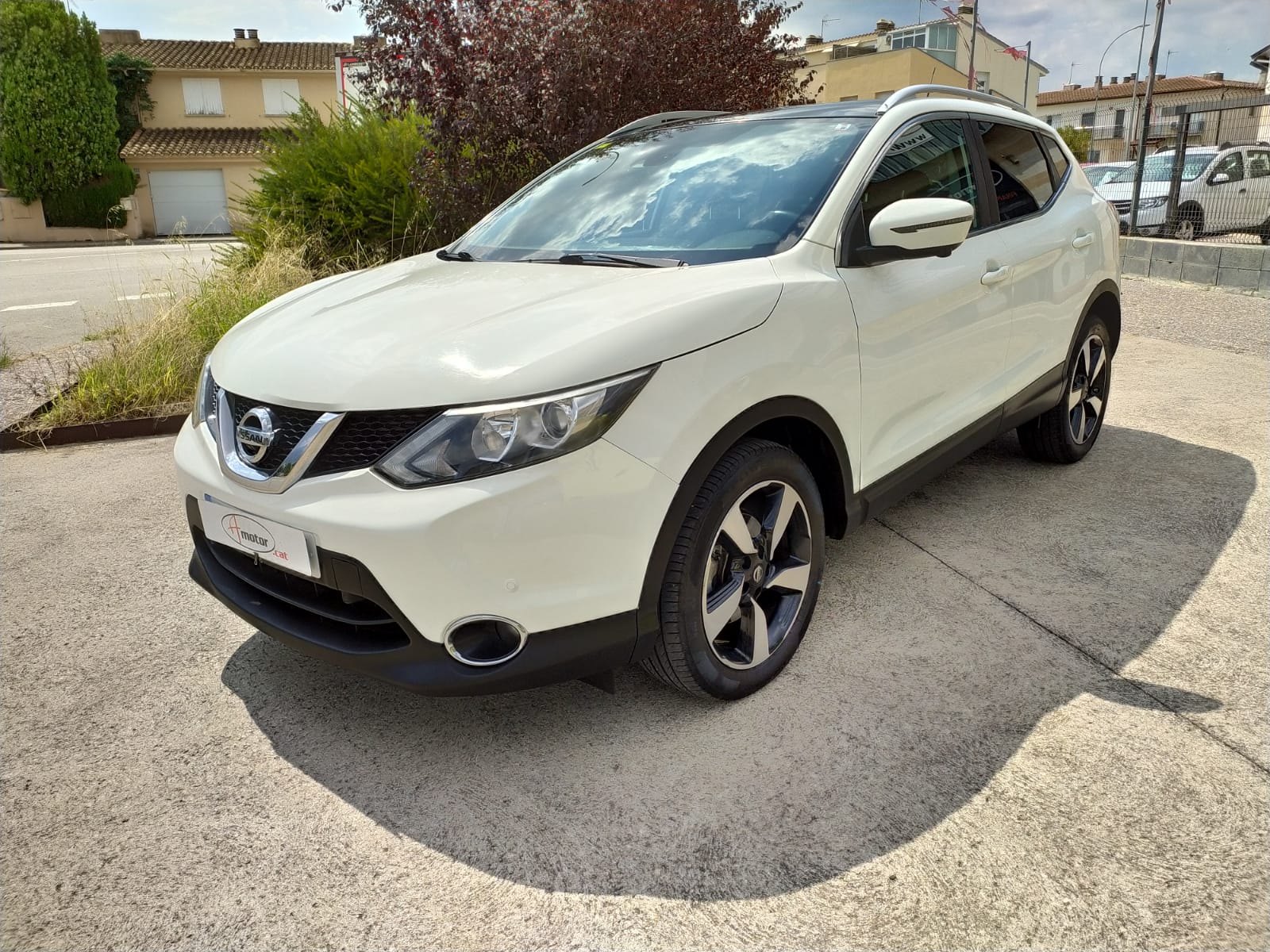 NISSAN Qashqai (1.6i 163CV N-CONNECTA 5P) en Girona