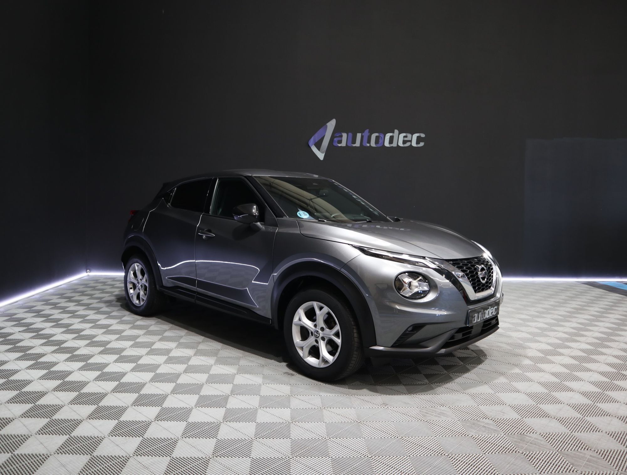 NISSAN Juke (1.0 DIG-T N-Connecta 4x2 DCT 7 114) en Valencia