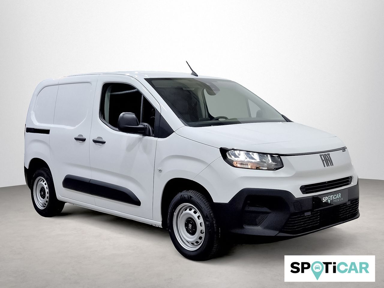 FIAT Dobló (FG 1.5 BLUEHDI 100 650KG L1 4P (KMO)) en Barcelona