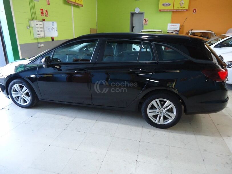 Foto del OPEL Astra ST 1.6CDTi Selective Pro 110