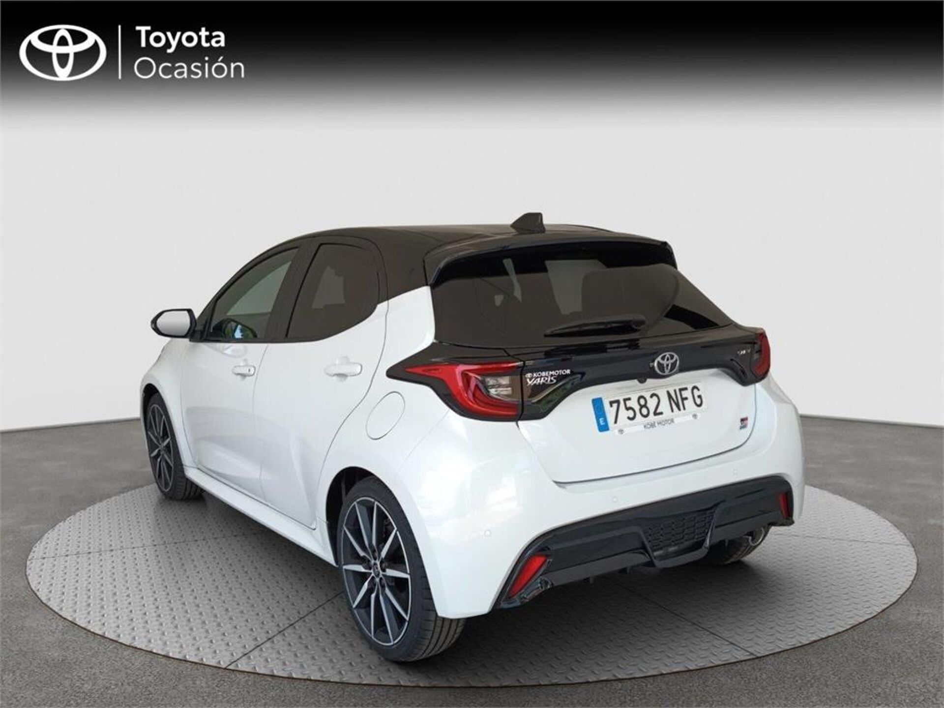 Imagen 2 de TOYOTA Yaris