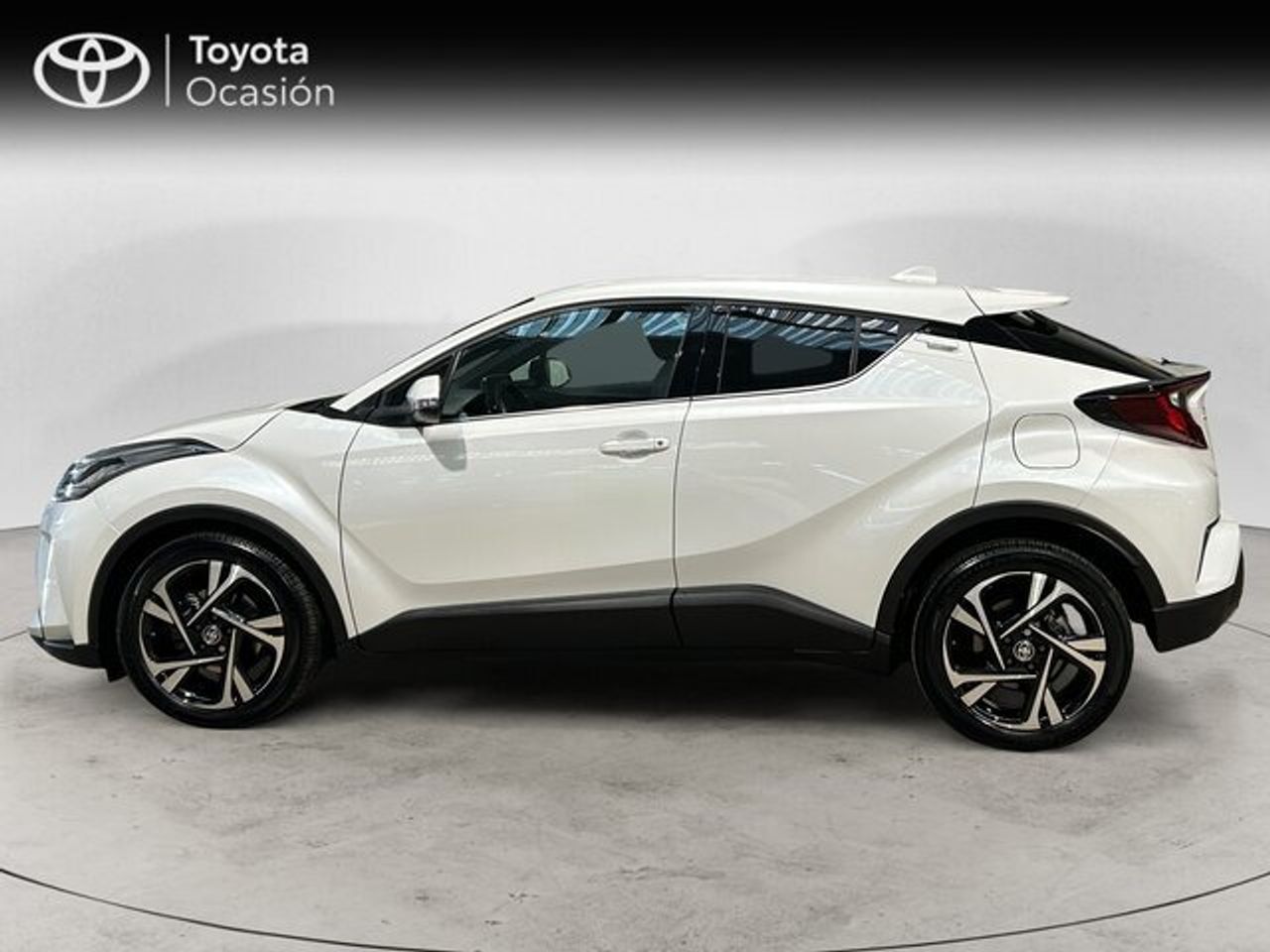 Foto del TOYOTA C-HR 140H Advance