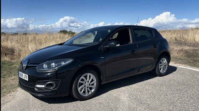 RENAULT Mégane (1.5dCi Limited EDC 110) en Lleida