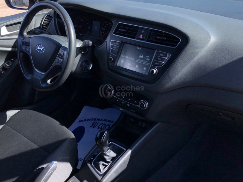 Foto del HYUNDAI i20 1.0 TGDI Tecno LE DT 100