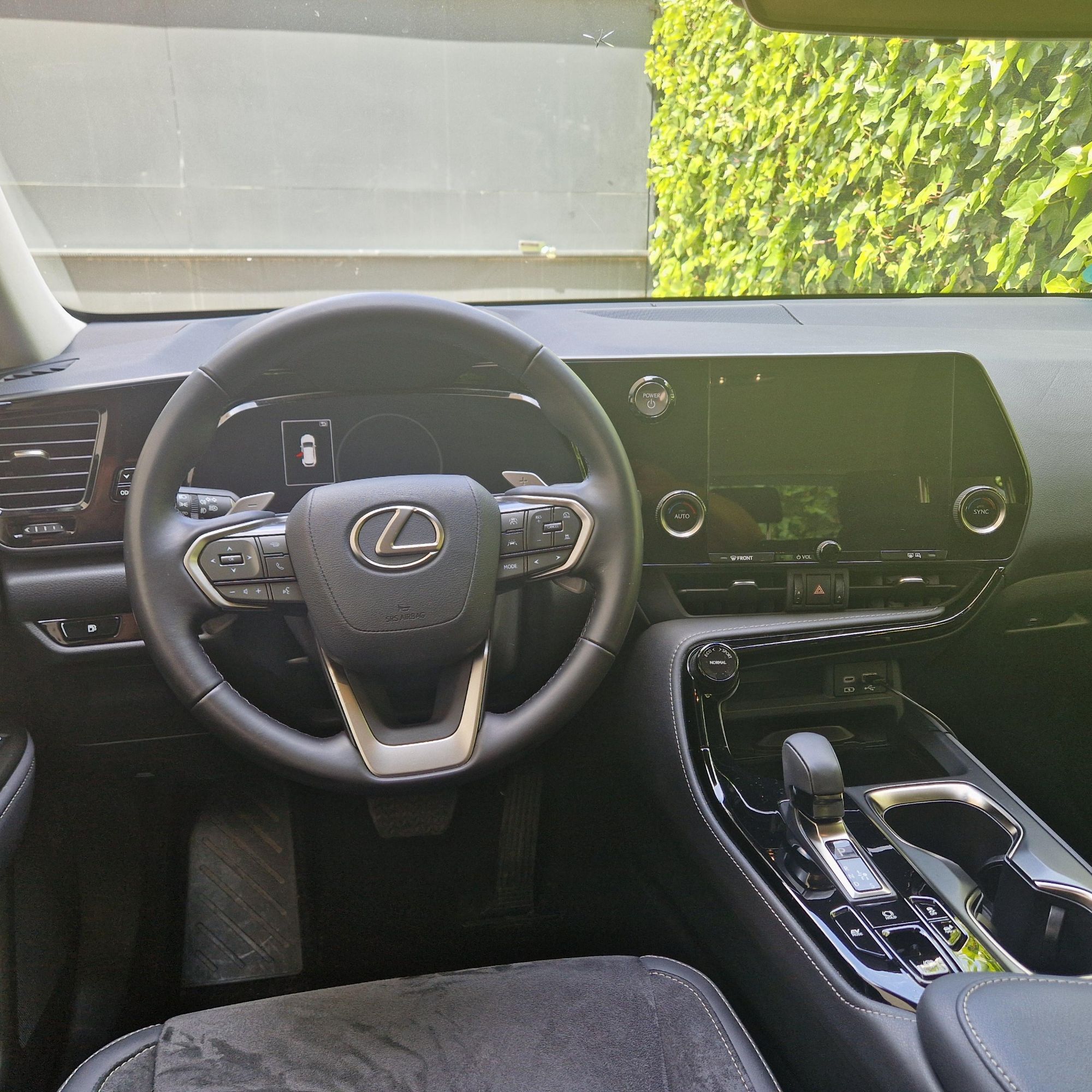Foto del LEXUS NX 350h Business City 4WD