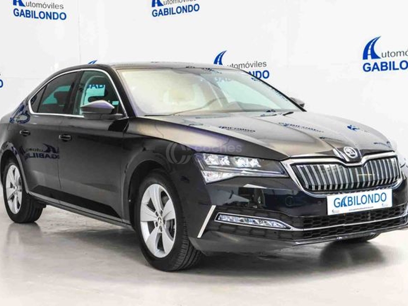 Foto del SKODA Superb Combi 1.4 TSI iV P-HEV Style DSG