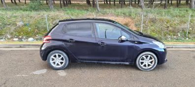 Foto del PEUGEOT 208 1.2 PureTech Style 82