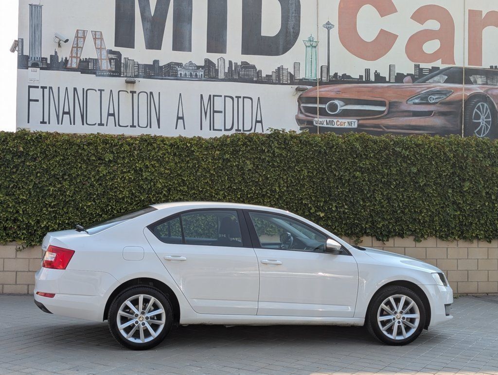 SKODA Octavia (1.4 TSI Style DSG 150) en Madrid