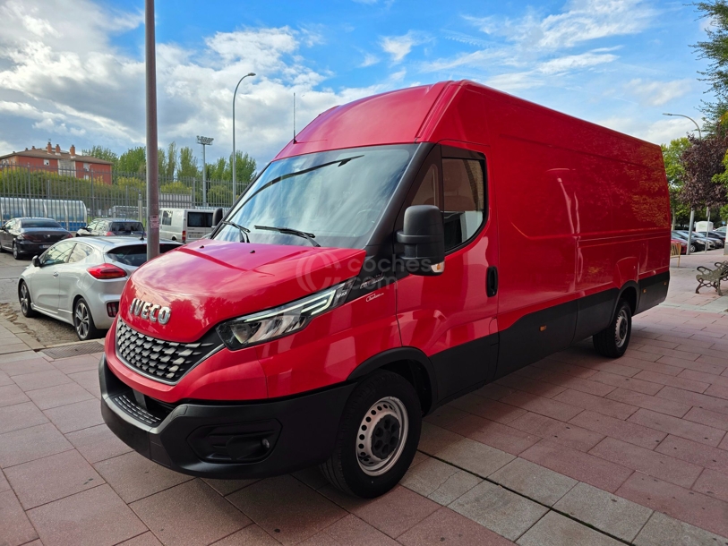 Foto del IVECO Daily Chasis Cabina 35S18 4100 180