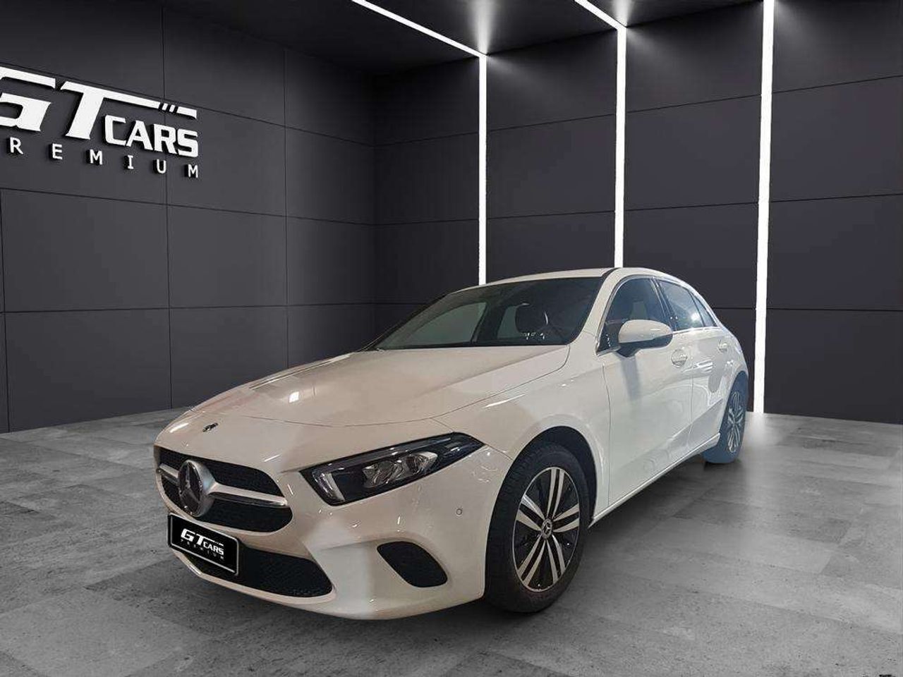 MERCEDES Clase A (250e Progressive) en Palmas, Las