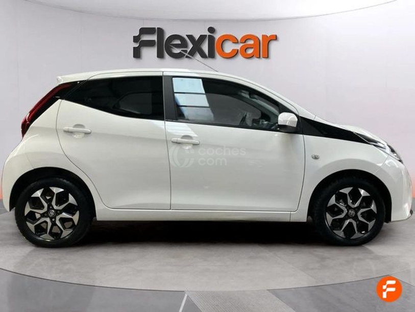 Foto del TOYOTA Aygo 70 x-play x-shift