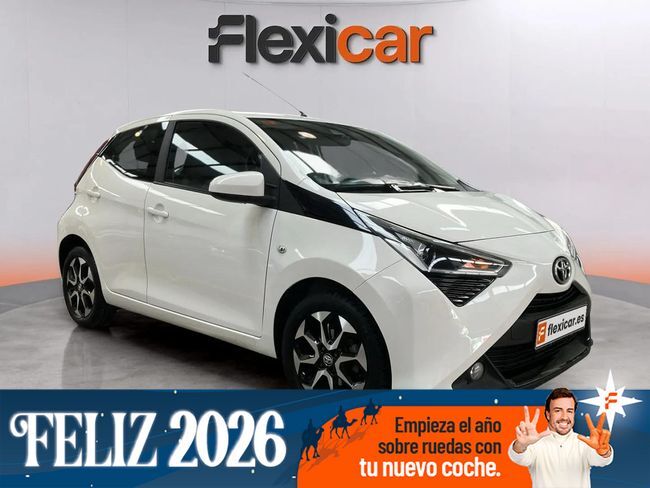 TOYOTA Aygo (1.0 70 x-play) en Málaga