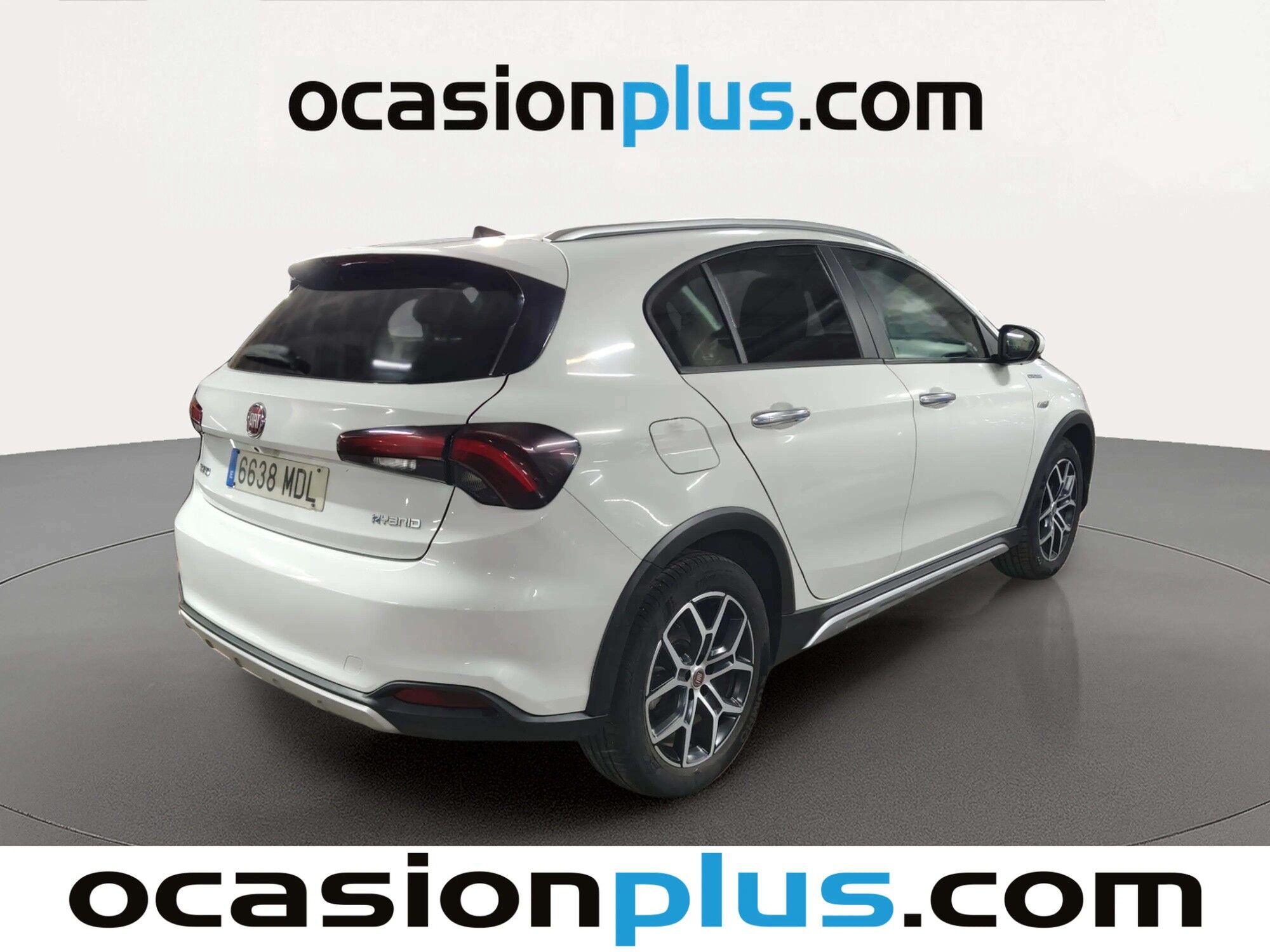 Foto del FIAT Tipo 1.5 Hybrid Cross DCT