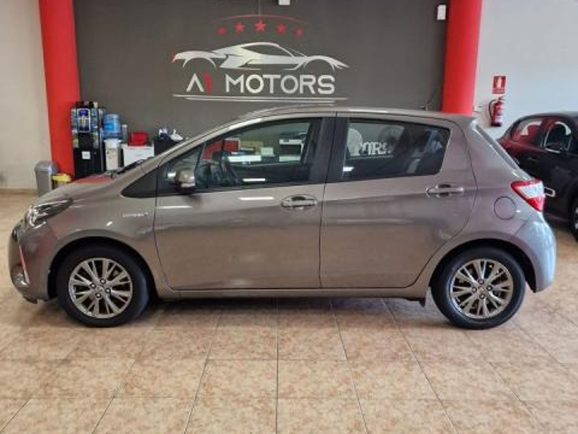Imagen 2 de TOYOTA Yaris