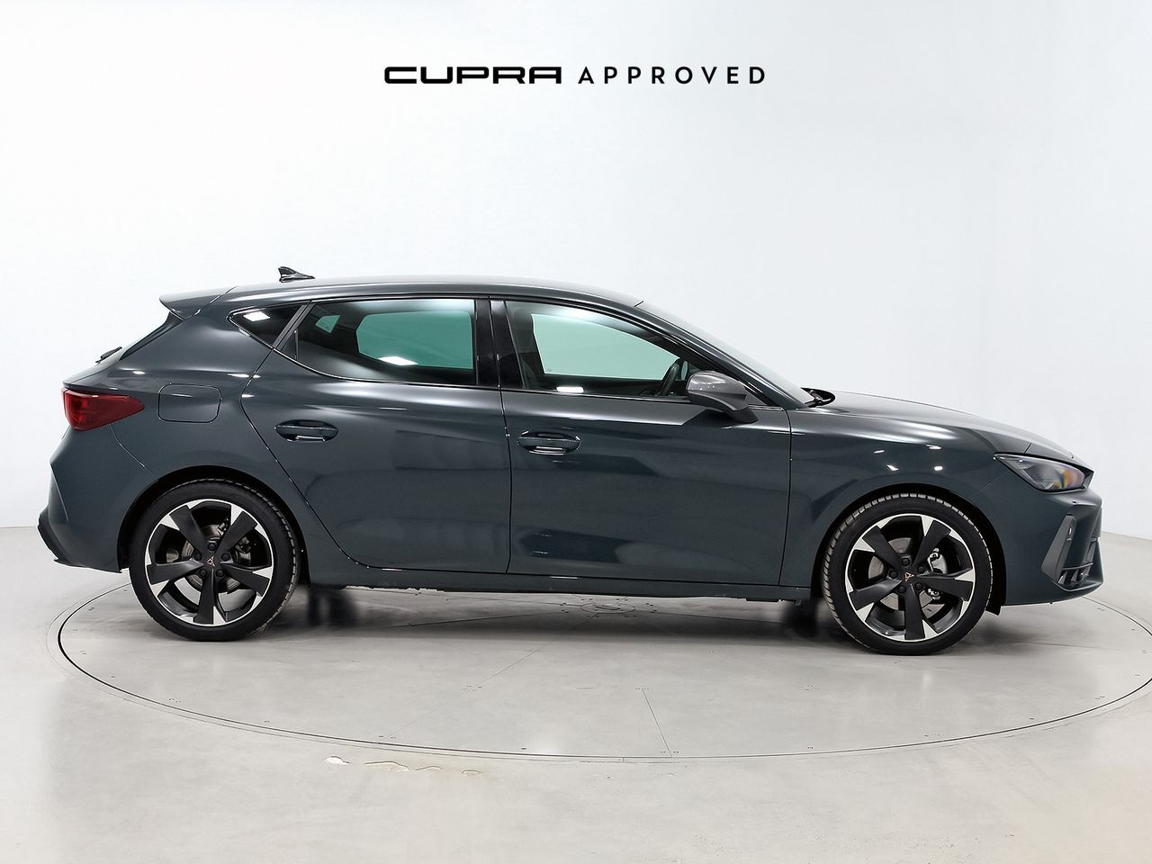 Foto del CUPRA León 1.5 ETSI DSG 110Kw