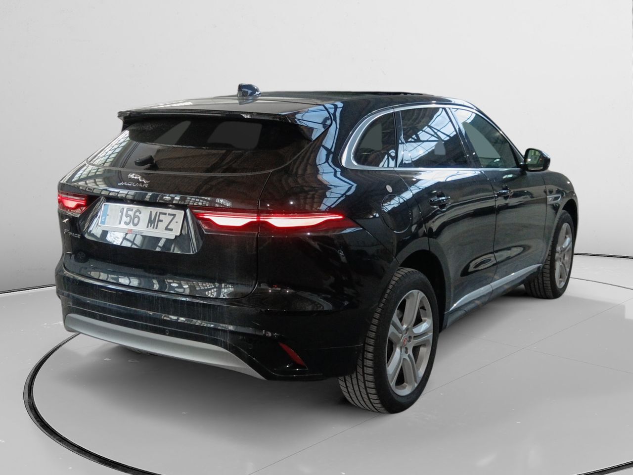 Foto del JAGUAR F-Pace 2.0D l4 MHEV SE Aut. AWD 204
